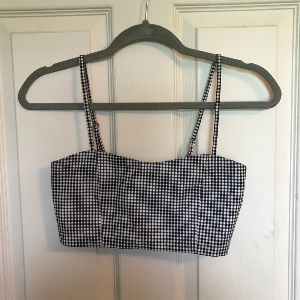 Brandy Melville crop top
